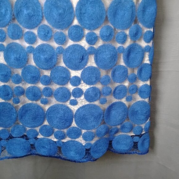 ❤️ALICE + OLIVIA Blue Dot Lace Shift Dress - Size 6 - Picture 3 of 8